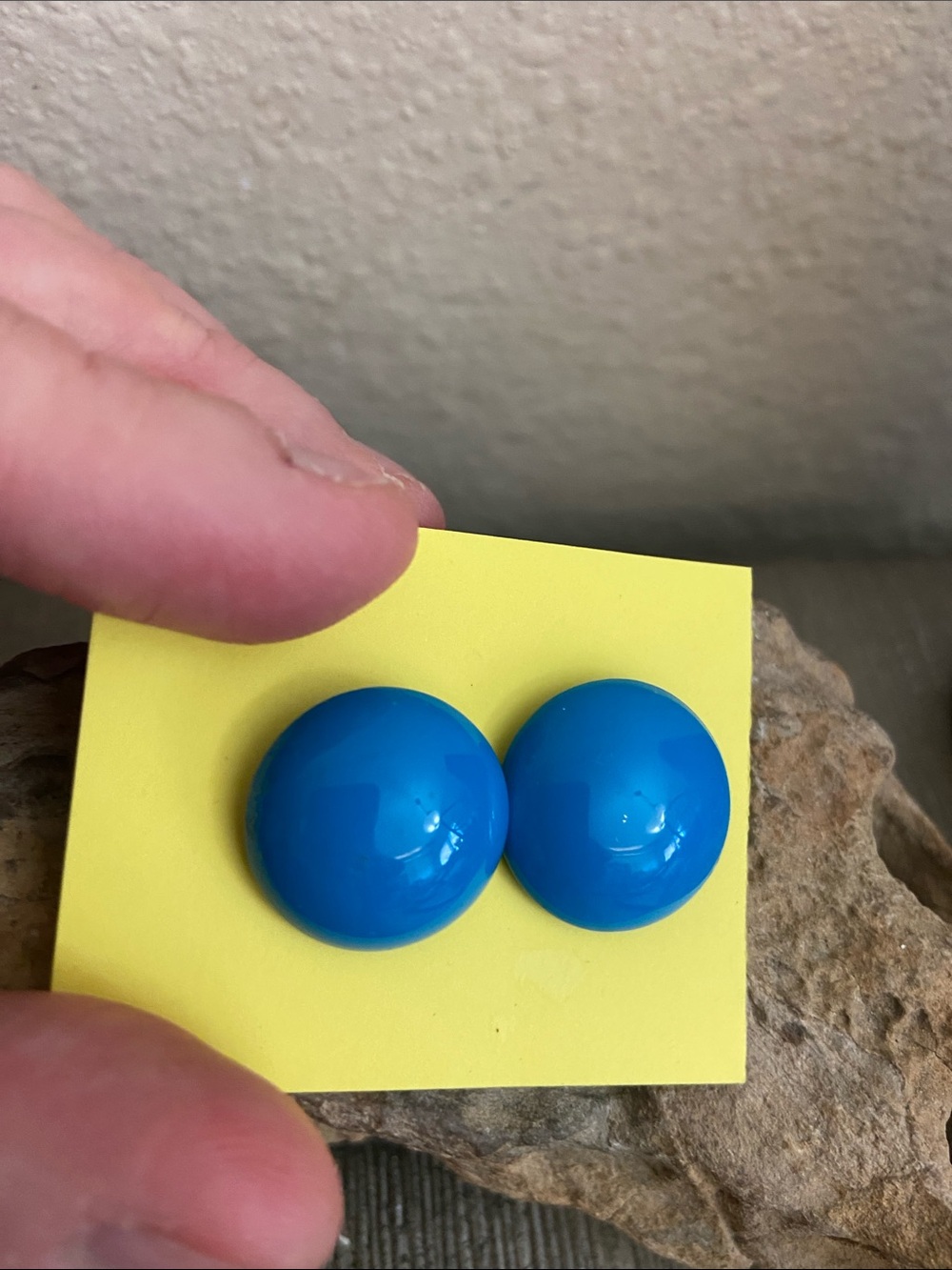 5/$10❤️❤️❤️Vintage 90s Bright Blue Enamel Metal Dome Studs Post Earrings